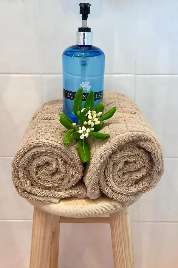 B&B Villa Pinos Málaga Alhaurín de la Torre 0*,  Espanha