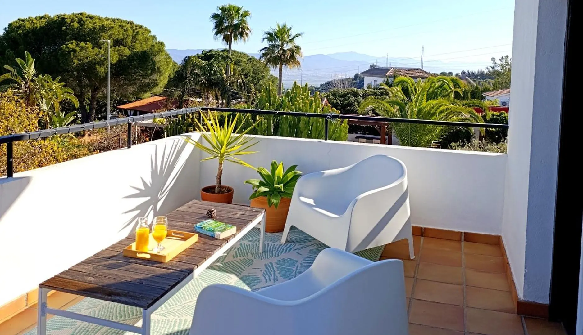 Alojamento de Acomodação e Pequeno-almoço B&B Villa Pinos Málaga Alhaurín de la Torre